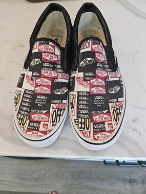 Vans Black, White & Red Logo-Print Slip-On
